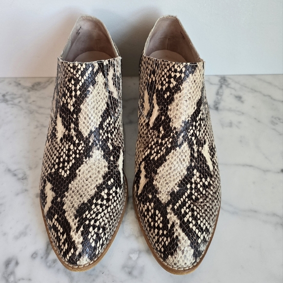 SILENT D, Ivtay Python Snakeskin Lether Nude Boot Bootie, Size 7.5 (38) - Picture 5 of 14